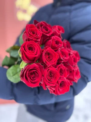 Красная роза Red naomi 15 шт.