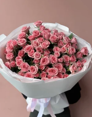 15 веток кустовых роз Флавия (Flavia)