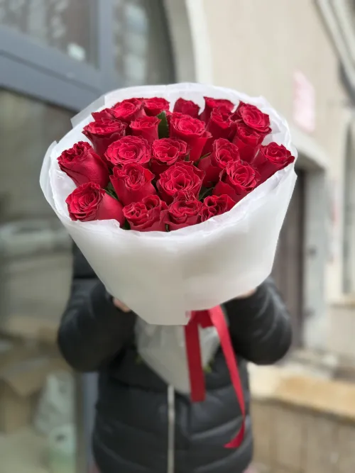 Красная роза Rhodos 25 шт.